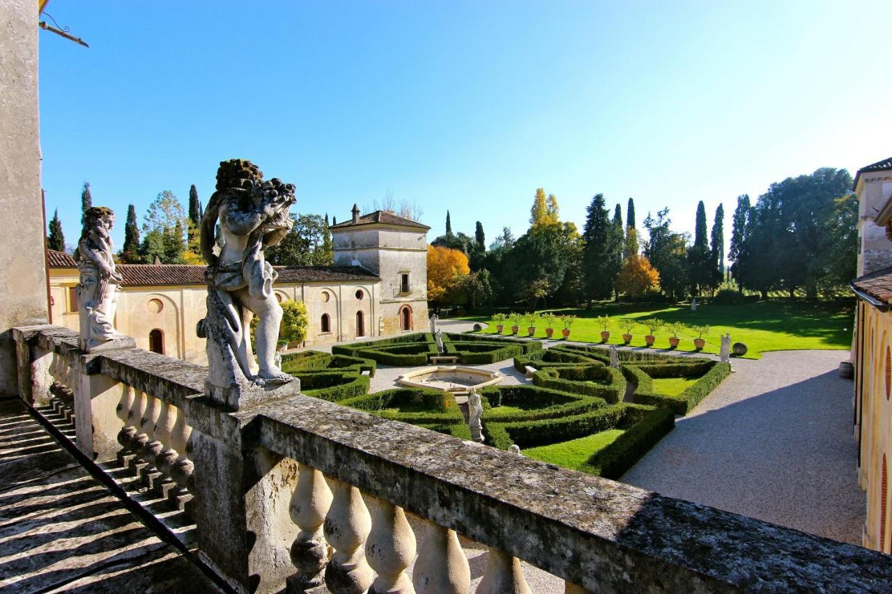 Hotel Villa Giona San Pietro in Cariano Exterior photo